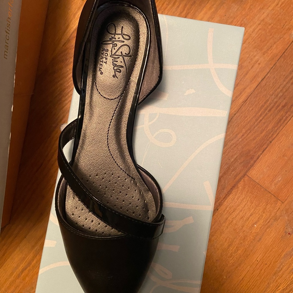 Life Stride Black Flats Suede Minimalist Design